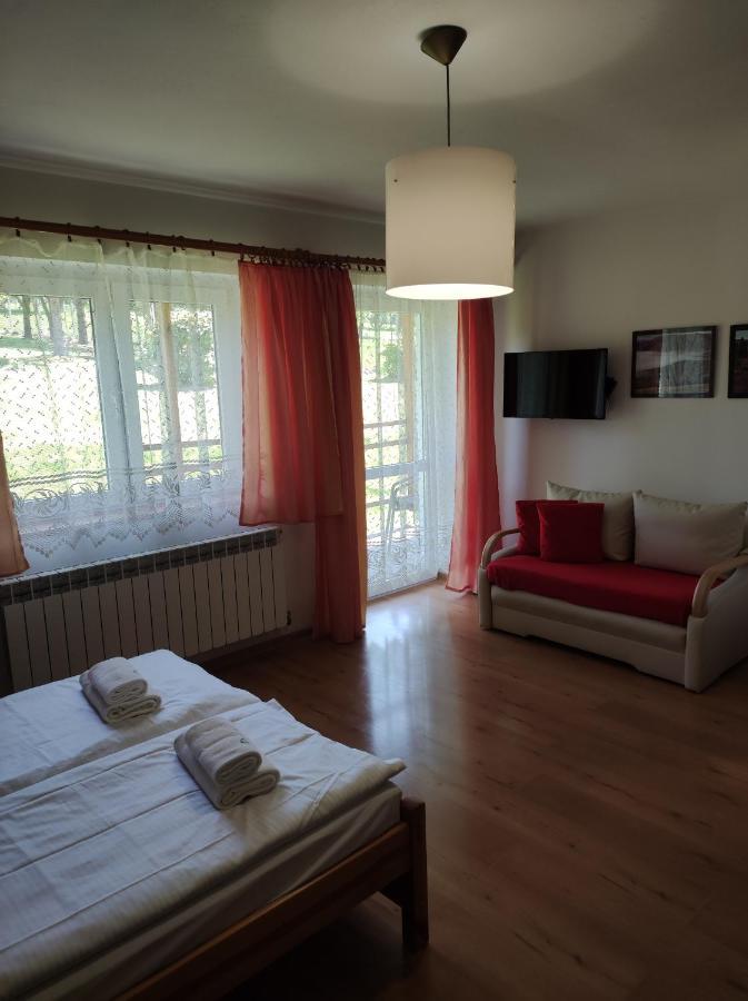 Rezydencja Bukowy Dwor Czarna  Bagian luar foto