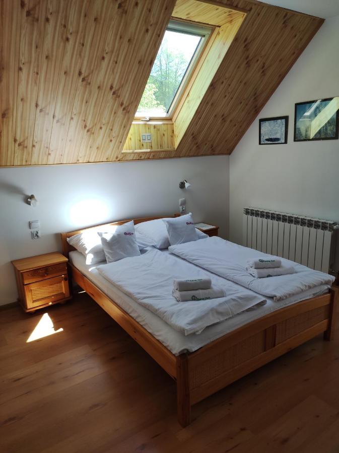 Rezydencja Bukowy Dwor Czarna  Bagian luar foto