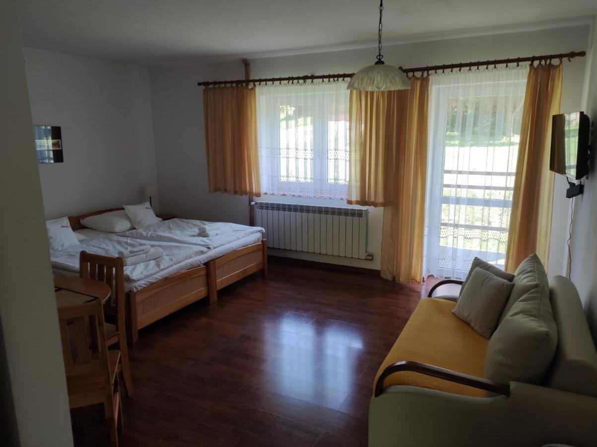 Rezydencja Bukowy Dwor Czarna  Bagian luar foto