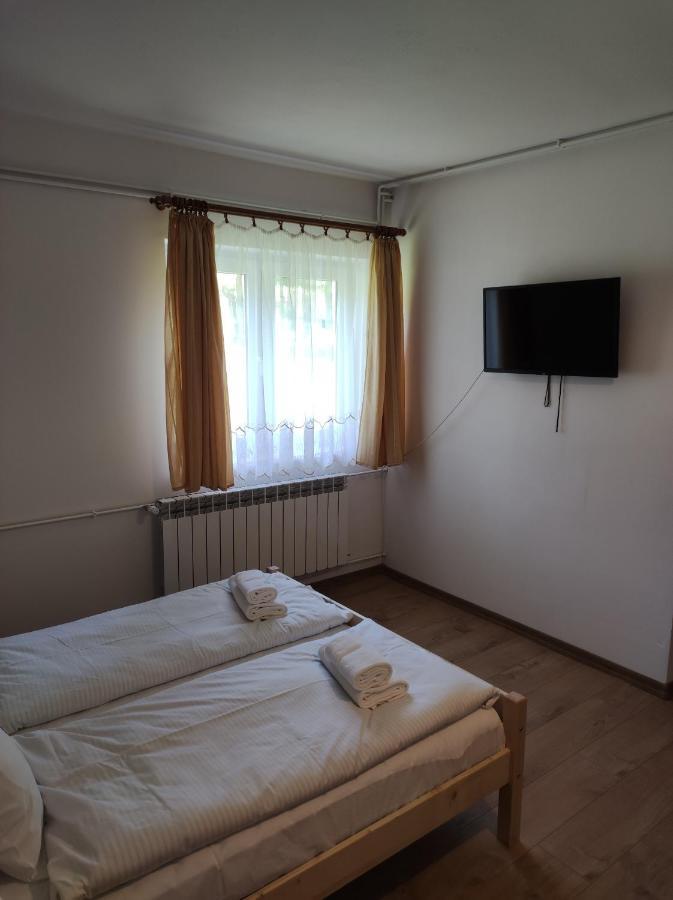 Rezydencja Bukowy Dwor Czarna  Bagian luar foto