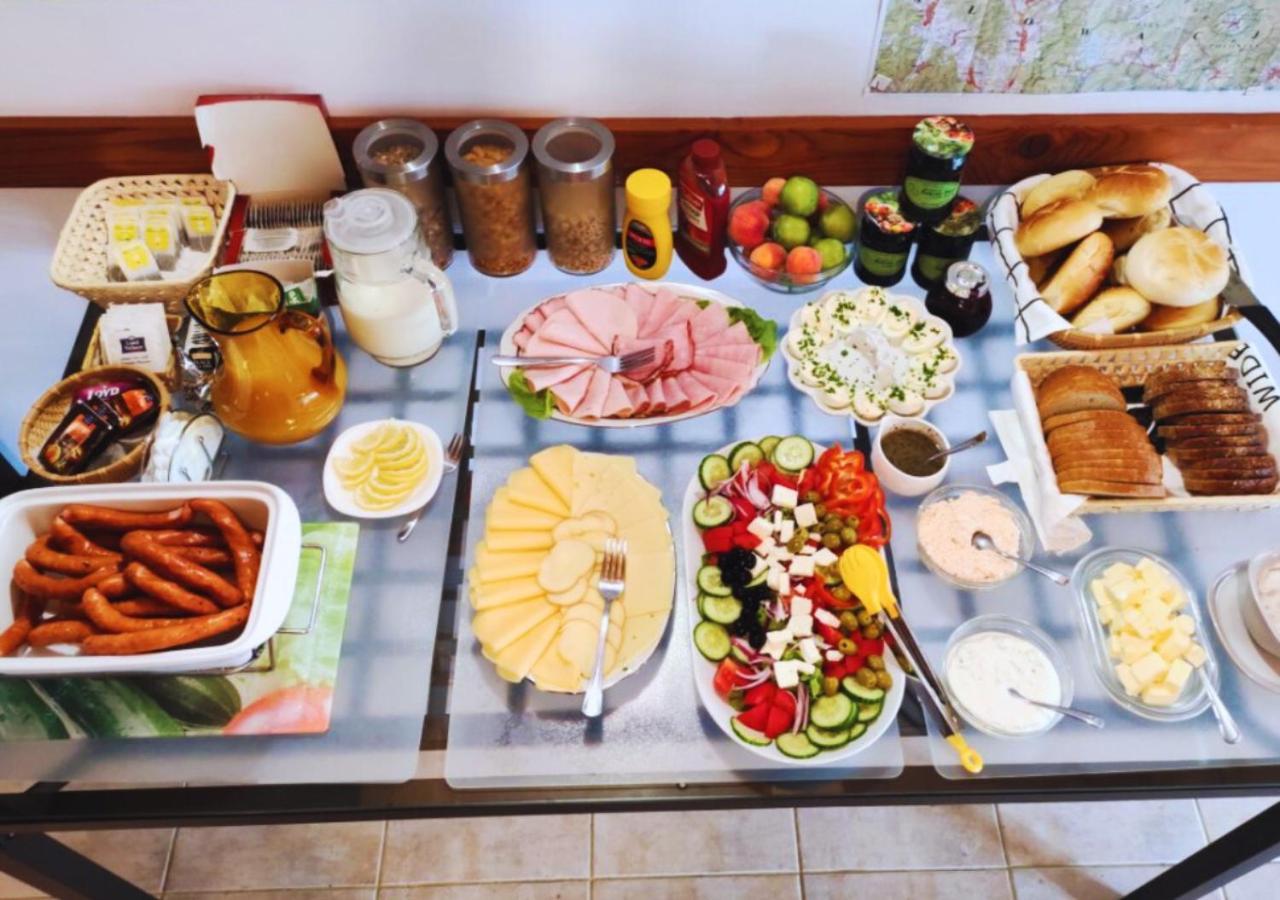 Rezydencja Bukowy Dwor Czarna  Bagian luar foto