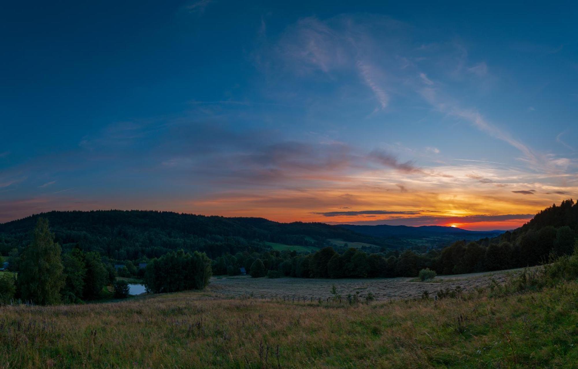 Rezydencja Bukowy Dwor Czarna  Bagian luar foto